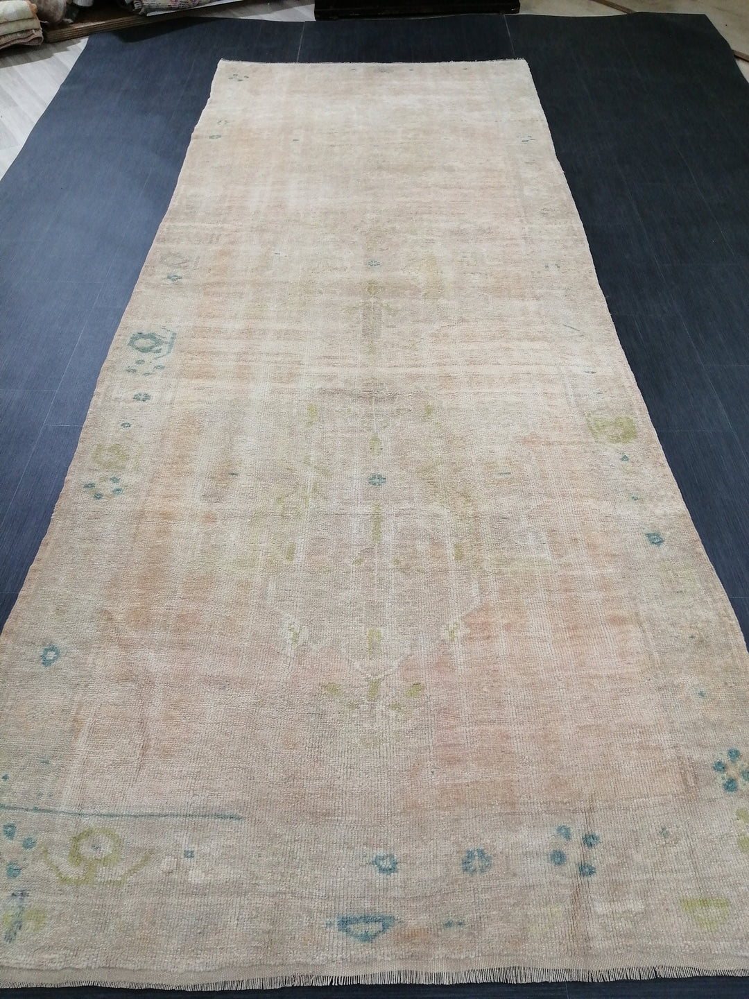 Beige Turkish Runner Rug 4' 8" x 11' 6" Hand-Knotted detail