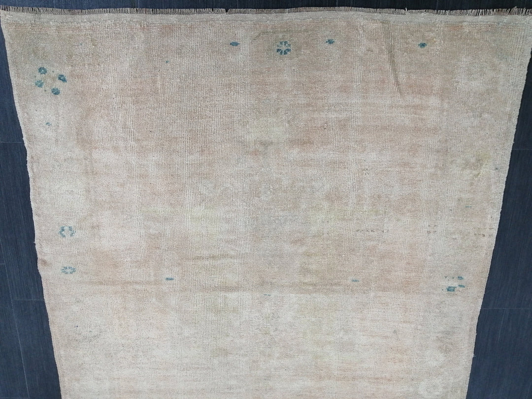 Beige Turkish Runner Rug 4' 8" x 11' 6" Hand-Knotted pattern