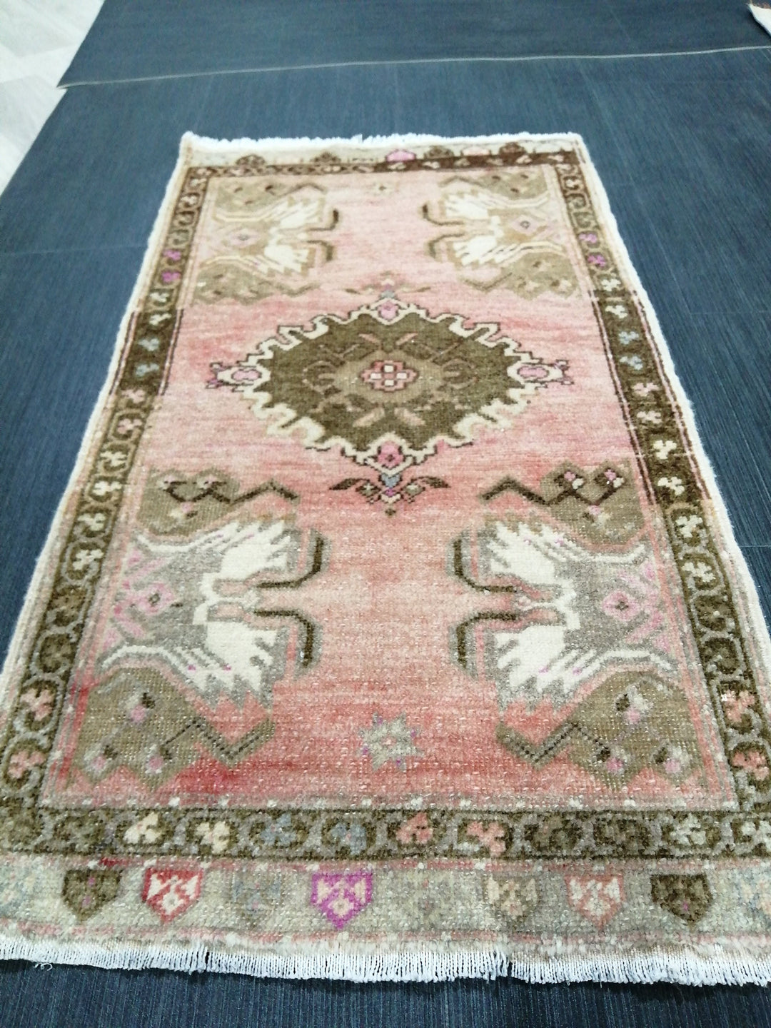 Beige Turkish Runner Rug 1' 7" x 2' 9" Hand-Knotted close-up