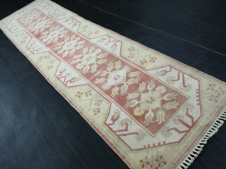 Beige Turkish Runner Rug 2' 7" x 9' 7" Hand-Knotted reverse