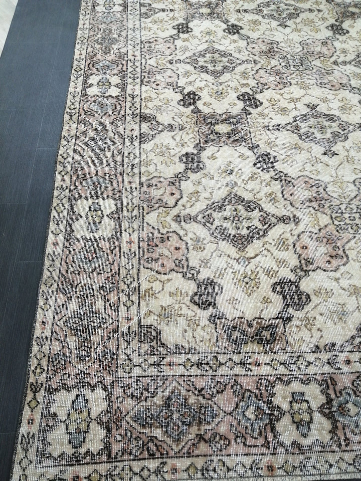 Turkish Oushak Rug 7' 1" x 10' 5" Hand-Knotted field