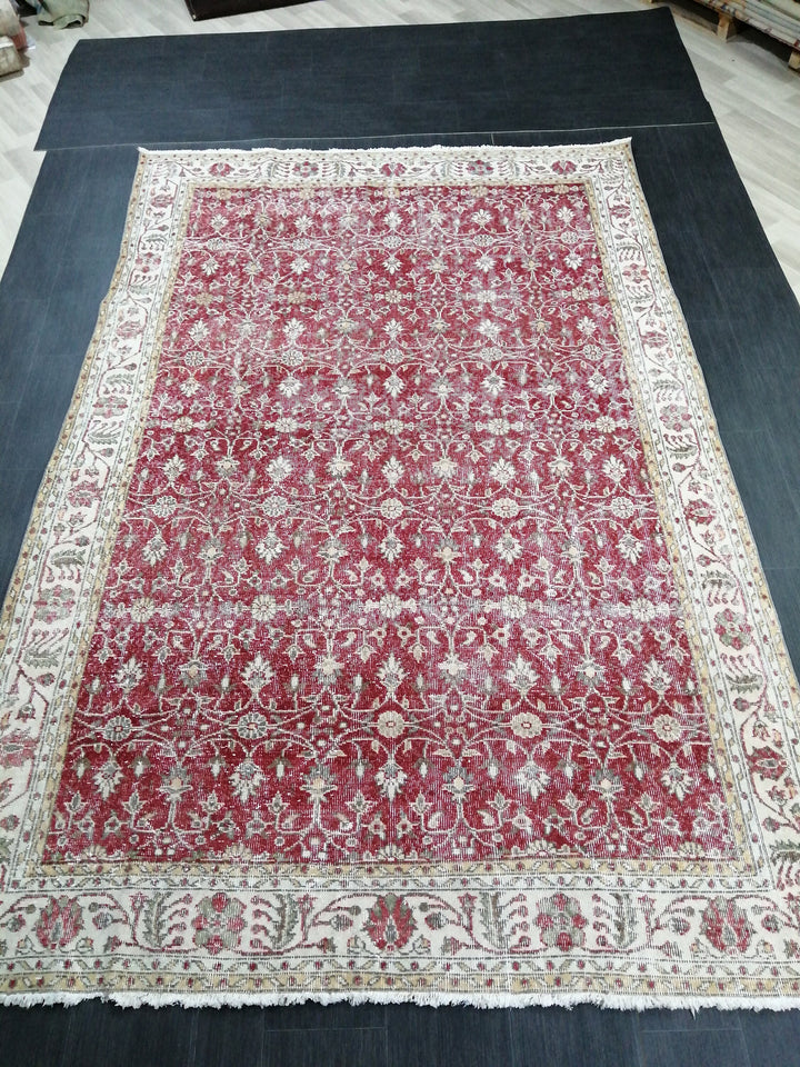 Red Turkish Oushak Rug 6' 9" x 10' 2" Hand-Knotted detail