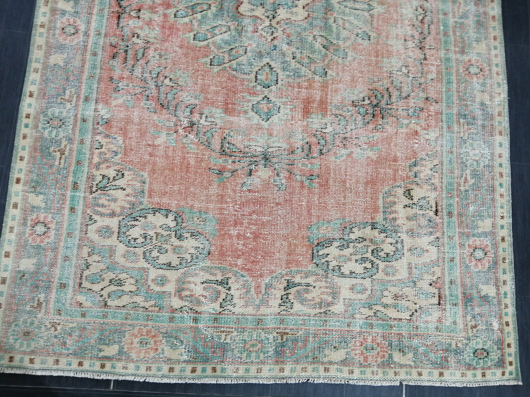 Rust Turkish Runner Rug 5' 9" x 9' 5" Hand-Knotted field