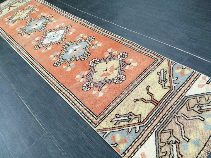Turkish Runner Rug 2' 2" x 8' 11" Hand-Knotted detail
