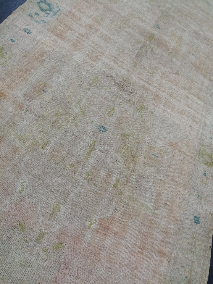 Beige Turkish Runner Rug 4' 8" x 11' 6" Hand-Knotted texture