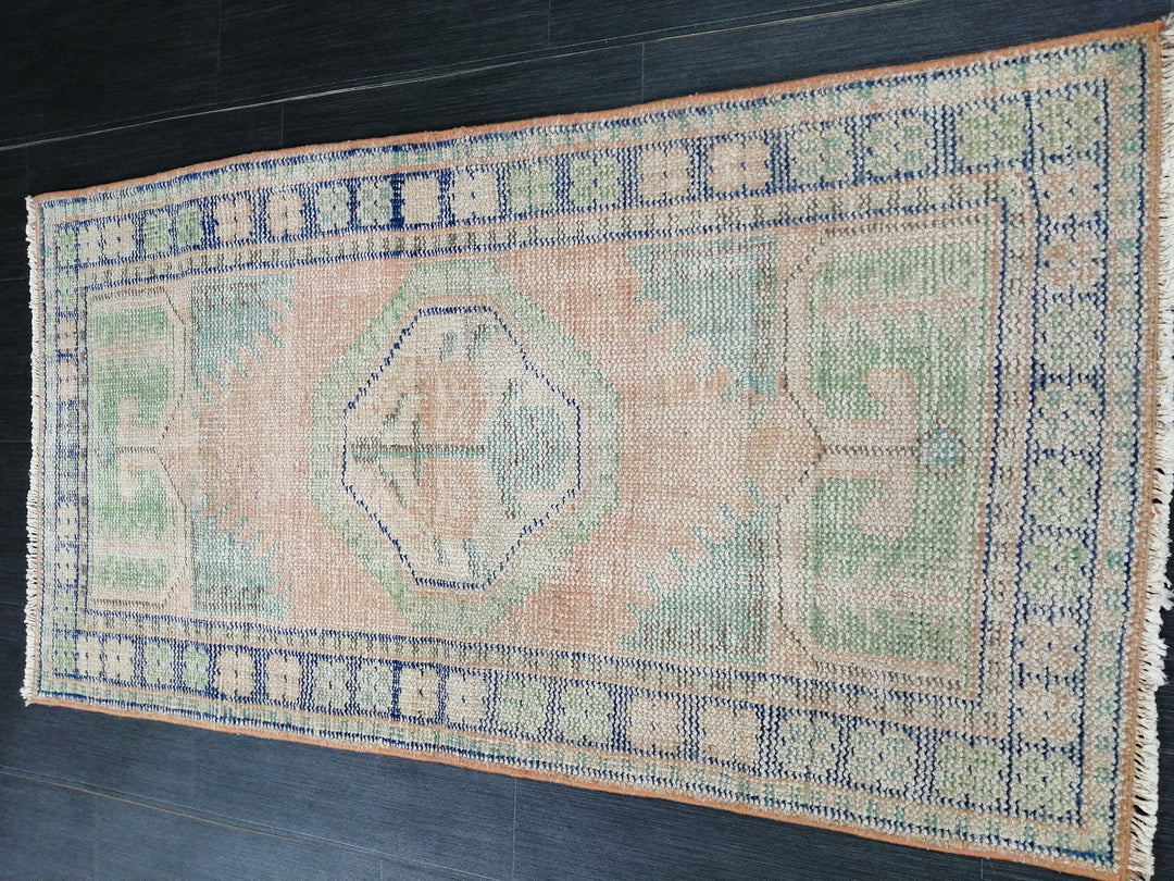 Rust Turkish Runner Rug 2' 6" x 4' 9" Hand-Knotted pattern