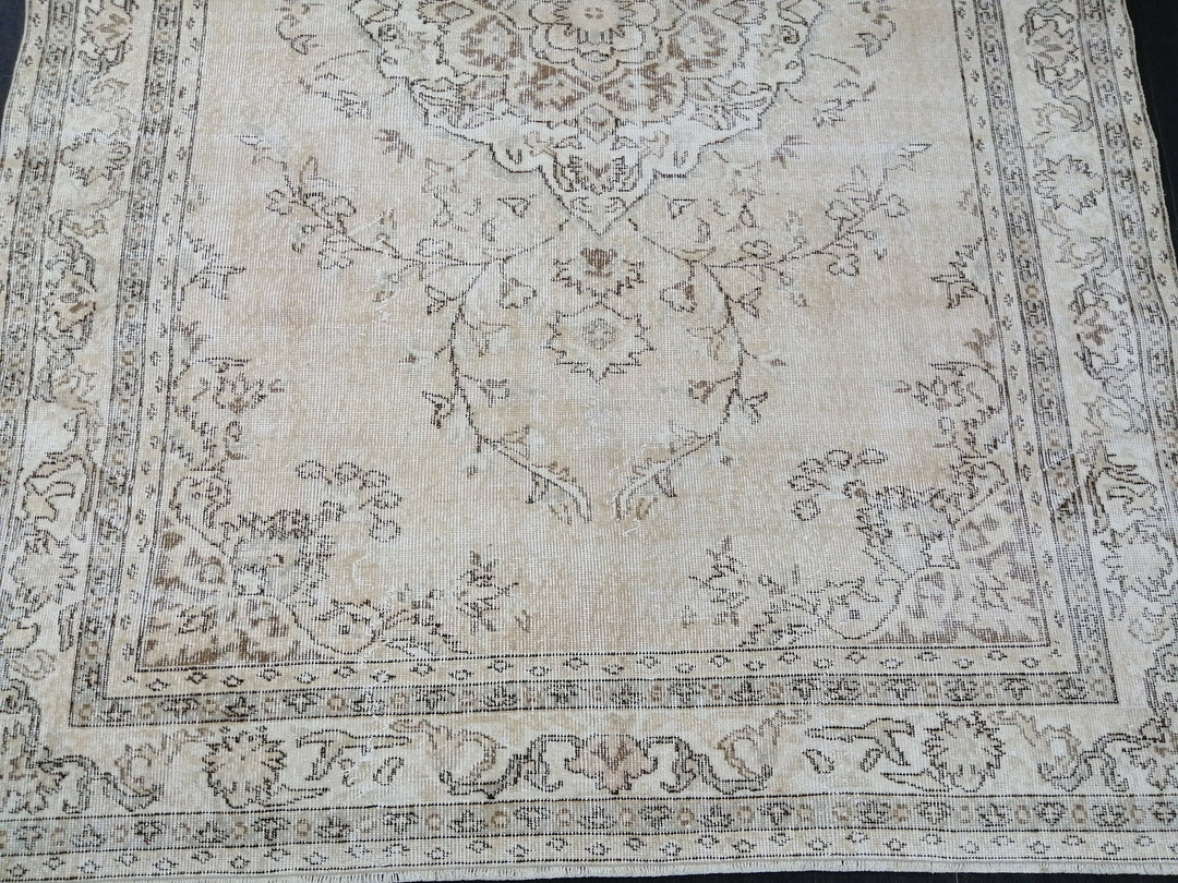 Beige Turkish Oushak Rug 6' 7" x 9' 7" Hand-Knotted field