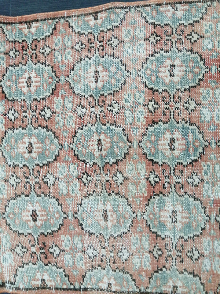 Beige Turkish Runner Rug 2' 9" x 9' 5" Hand-Knotted reverse