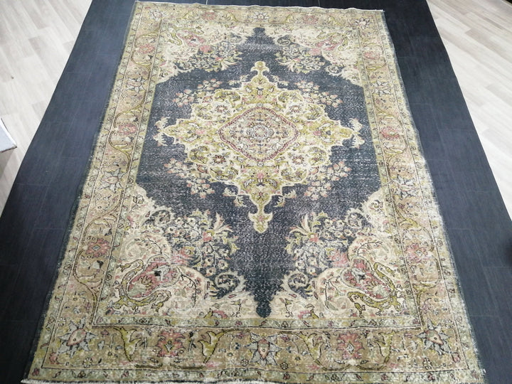 Beige Turkish Oushak Rug 6' 10" x 9' 7" Hand-Knotted