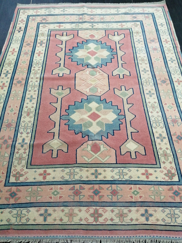 Pink Turkish Oushak Rug 4' 4" x 6' 3" Hand-Knotted texture