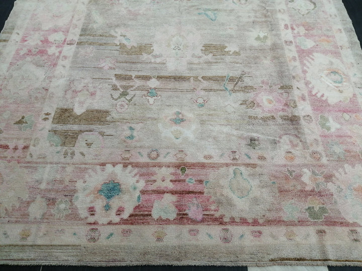 Beige Turkish Oushak Rug 9' x 13' 1" Hand-Knotted pattern