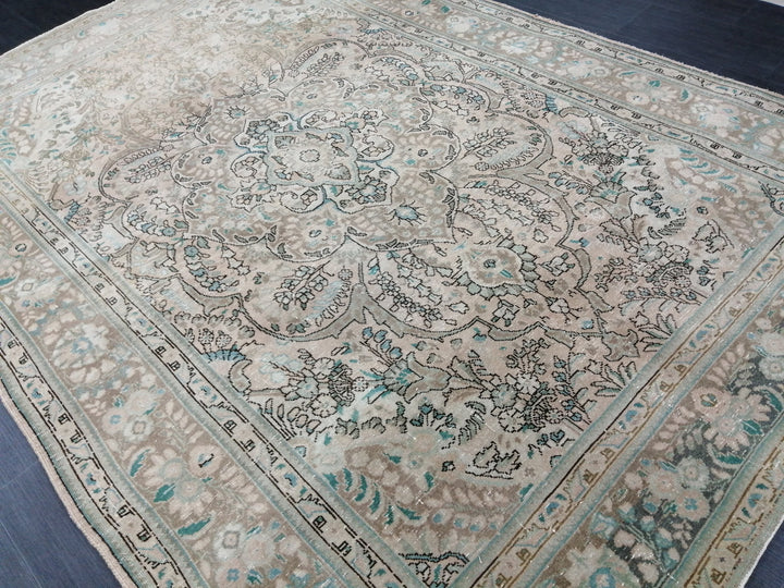 Beige Turkish Oushak Rug 6' 7" x 9' 3" Hand-Knotted