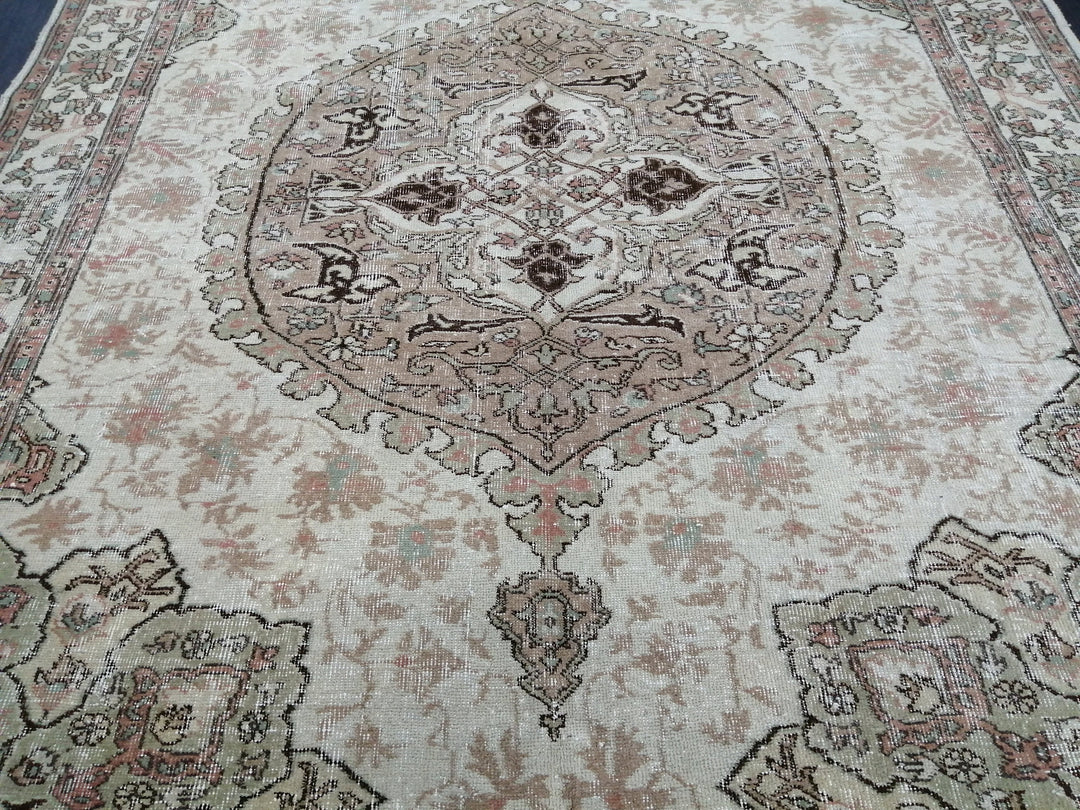 Beige Turkish Oushak Rug 7' x 9' 10" Hand-Knotted reverse