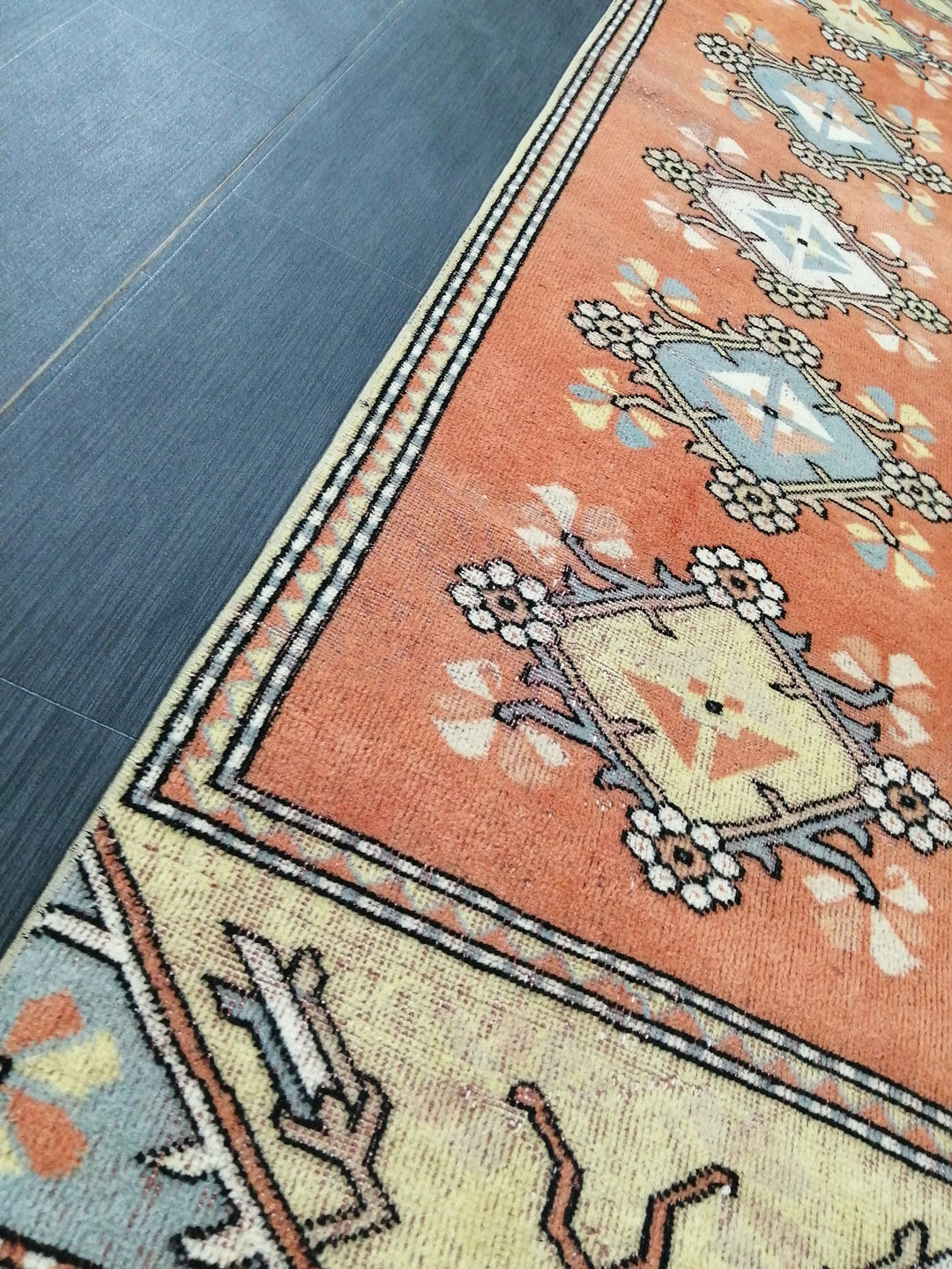 Turkish Runner Rug 2' 2" x 8' 11" Hand-Knotted texture