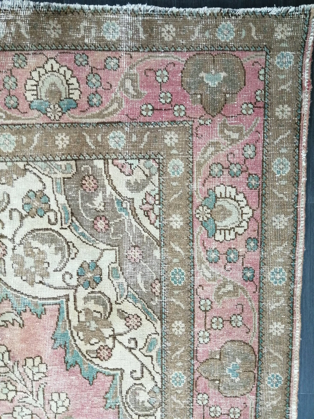 Pink Turkish Oushak Rug 6' 4" x 9' 7" Hand-Knotted close-up