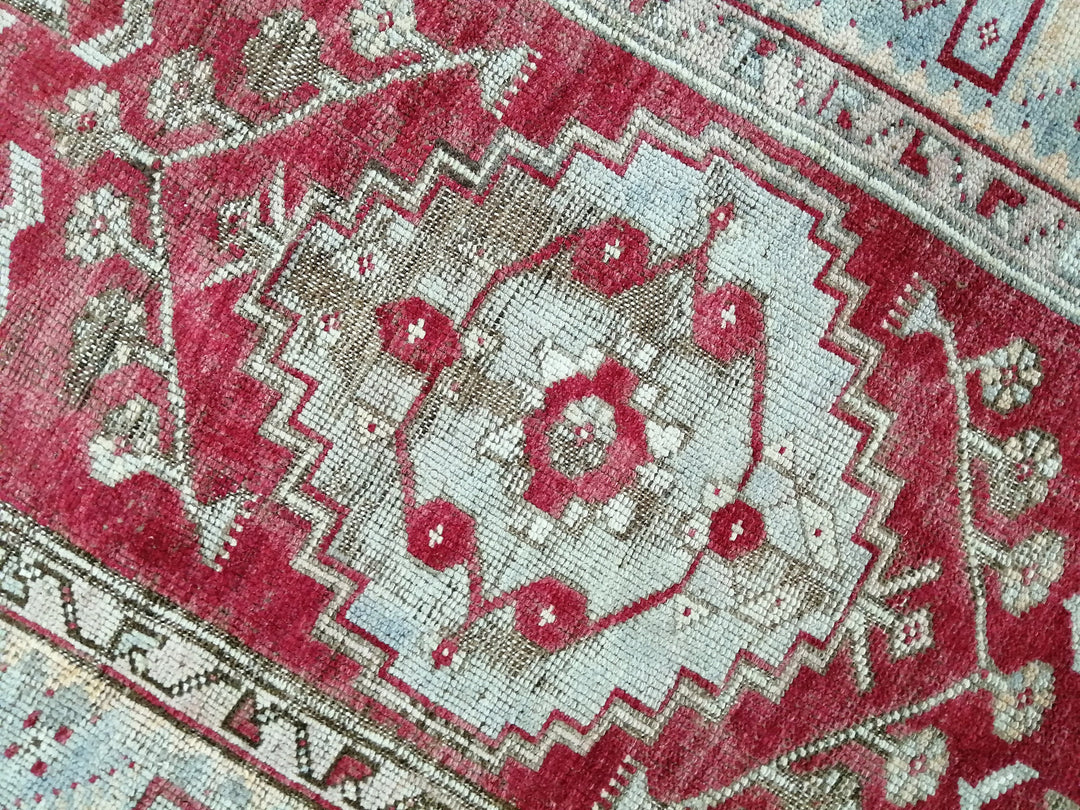 Turkish Oushak Rug 3' 7" x 6' 5" Hand-Knotted pattern