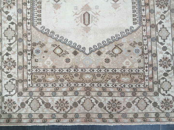 Rust Turkish Oushak Rug 5' 3" x 9' Hand-Knotted texture