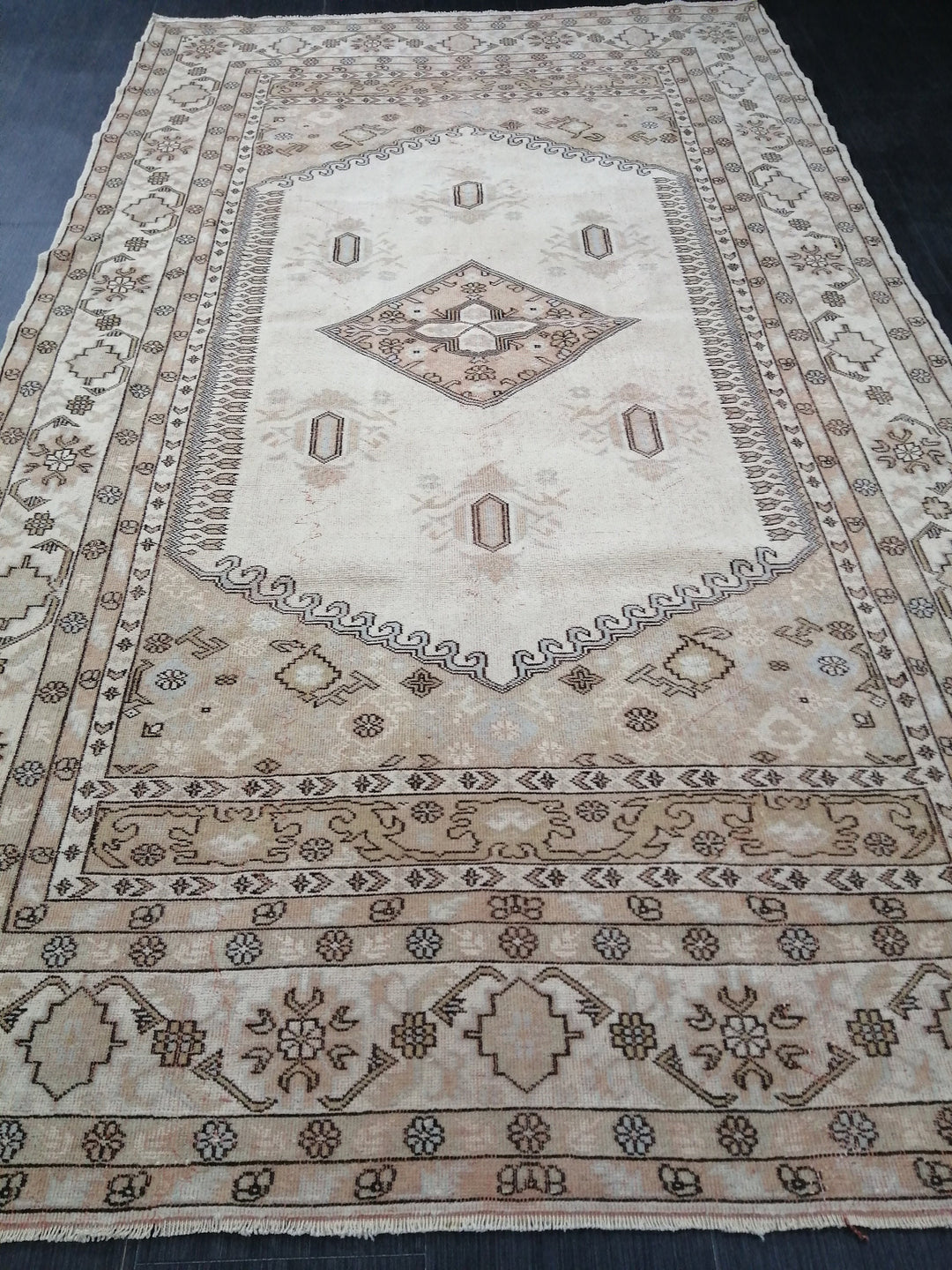 Rust Turkish Oushak Rug 5' 3" x 9' Hand-Knotted field