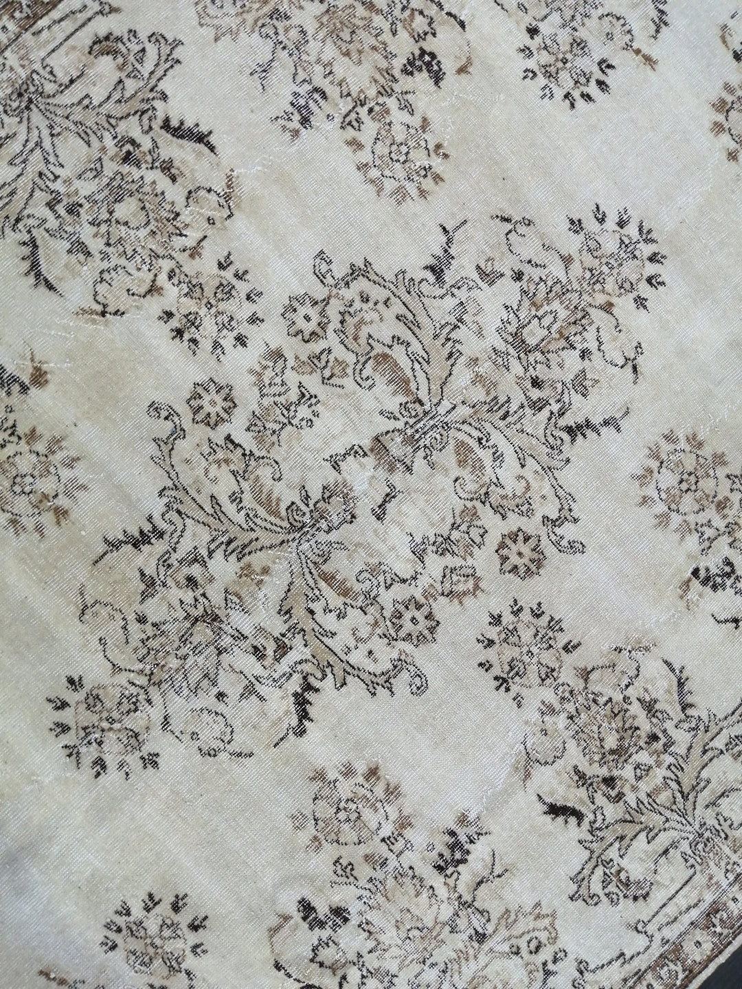 Rust Turkish Runner Rug 6' 6" x 10' 4" Hand-Knotted border