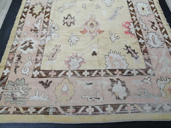 Turkish Oushak Rug 8' 8" x 12' 8" Hand-Knotted close-up