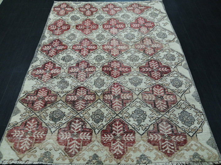 Turkish Oushak Rug 4' 6" x 6' 4" Hand-Knotted view