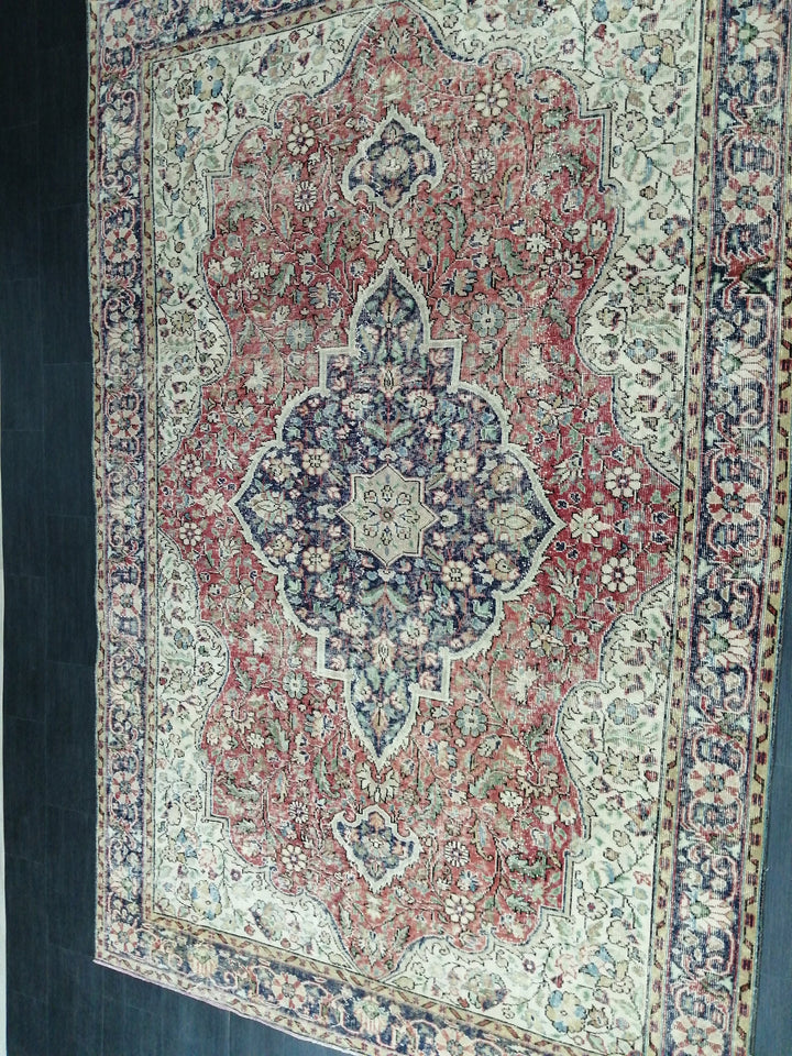 Beige Turkish Oushak Rug 6' 8" x 10' 4" Hand-Knotted | No. WR81332