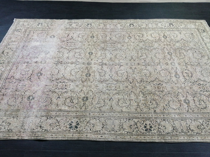 Beige Turkish Oushak Rug 6' x 9' 2" Hand-Knotted view 9