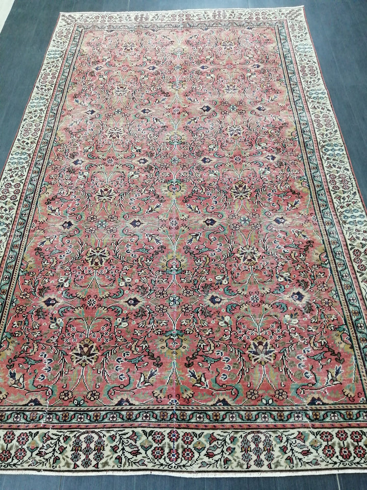 Turkish Oushak Rug 6' 3" x 10' 3" Hand-Knotted texture