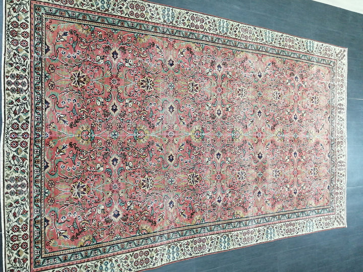 Turkish Oushak Rug 6' 3" x 10' 3" Hand-Knotted border