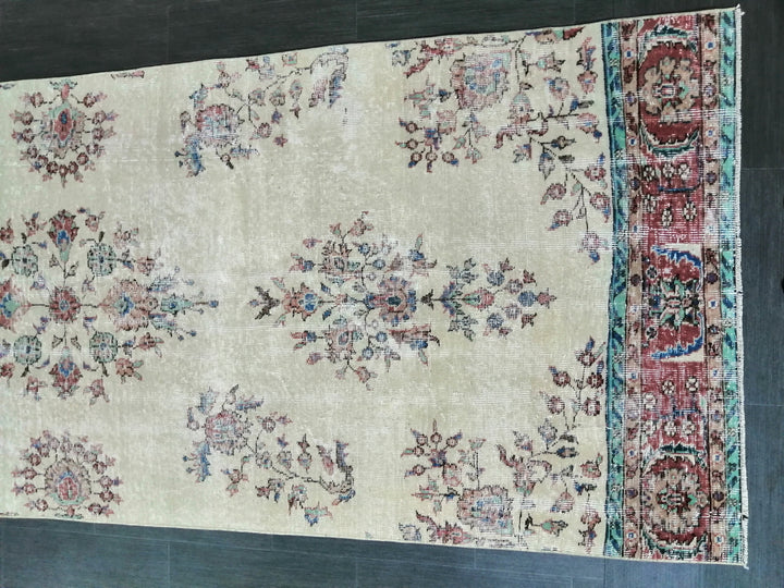 Beige Turkish Runner Rug 3' 10" x 11' 8" Hand-Knotted border