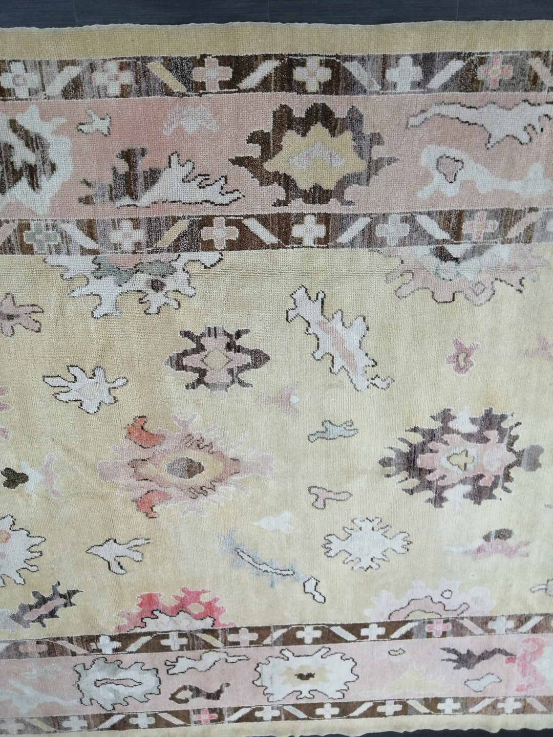 Turkish Oushak Rug 8' 8" x 12' 8" Hand-Knotted border