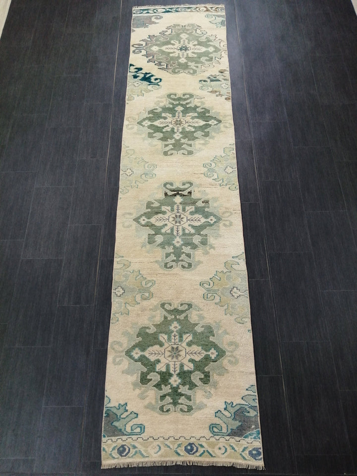 Beige Turkish Runner Rug 2' 6" x 10' 11" Hand-Knotted texture