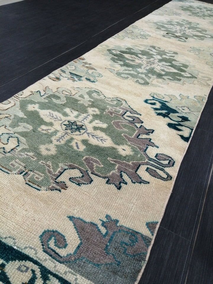 Beige Turkish Runner Rug 2' 6" x 10' 11" Hand-Knotted detail