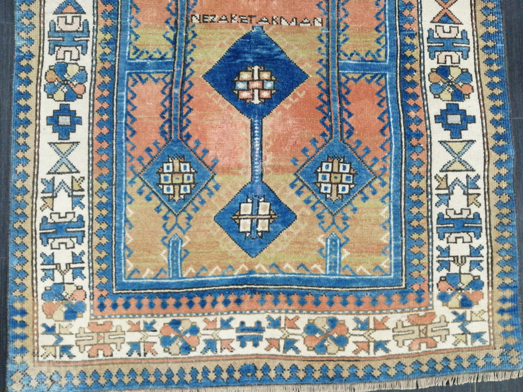 Turkish Oushak Rug 3' 7" x 6' 6" Hand-Knotted detail