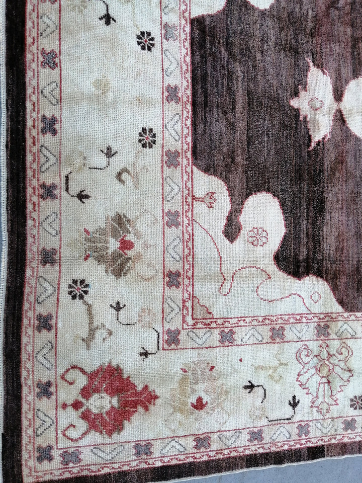 Turkish Oushak Rug 9' 1" x 11' 10" Hand-Knotted texture