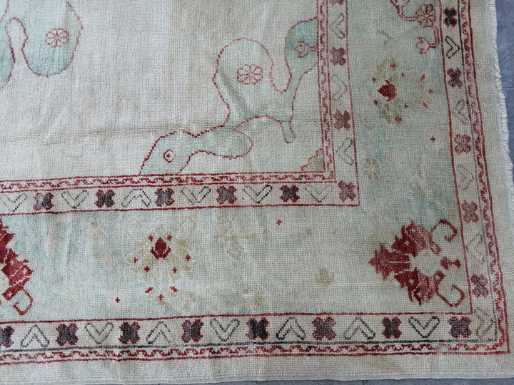 Beige Turkish Oushak Rug 9' 4" x 11' 9" Hand-Knotted close-up