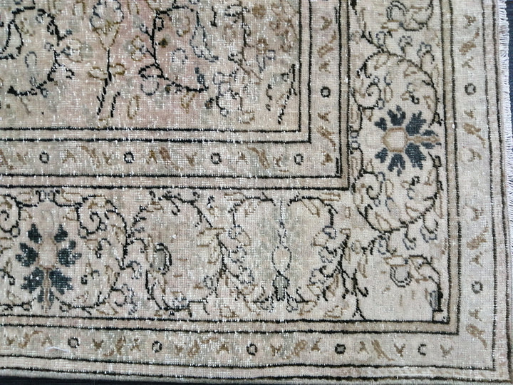 Beige Turkish Oushak Rug 6' x 9' 2" Hand-Knotted view