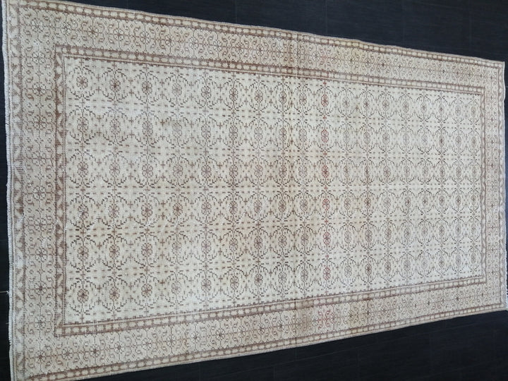 Rust Turkish Oushak Rug 5' 2" x 9' Hand-Knotted field