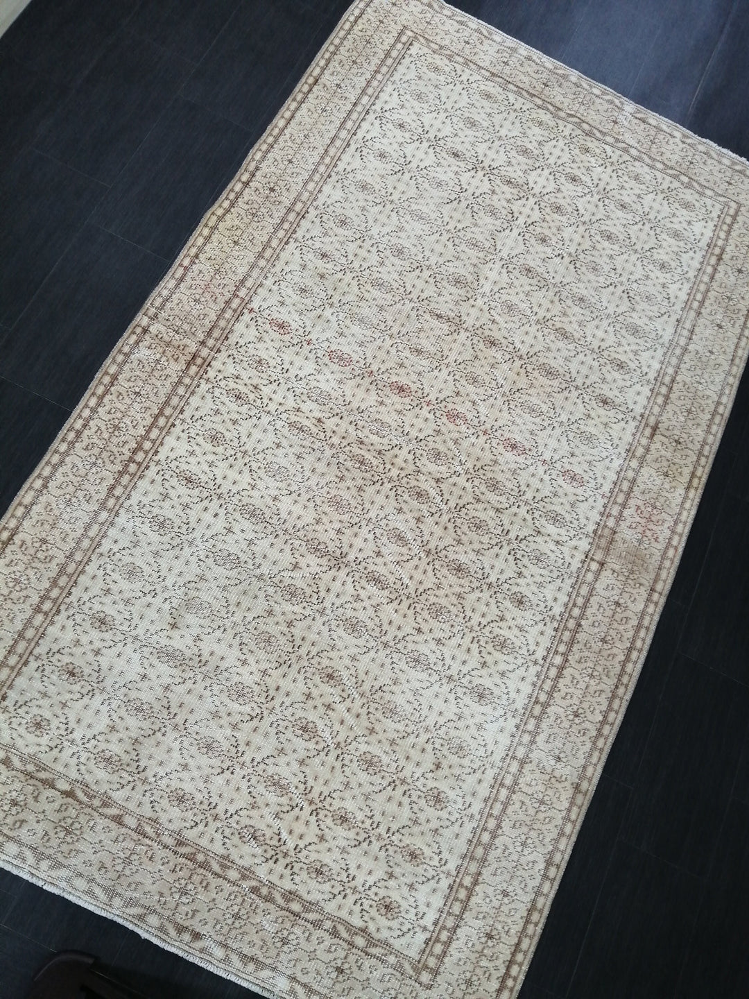 Rust Turkish Oushak Rug 5' 2" x 9' Hand-Knotted texture