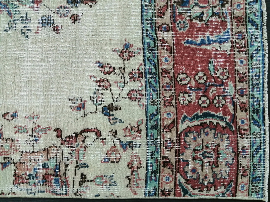 Beige Turkish Runner Rug 3' 10" x 11' 8" Hand-Knotted close-up