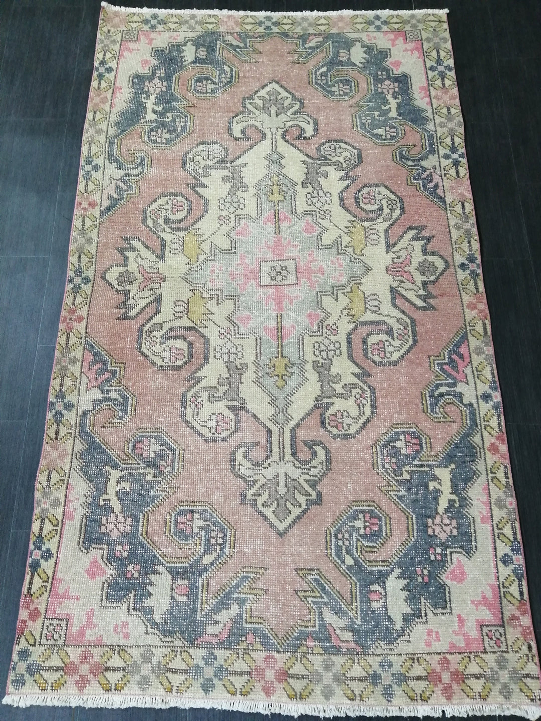 Rust Turkish Oushak Rug 4' x 6' 11" Hand-Knotted detail
