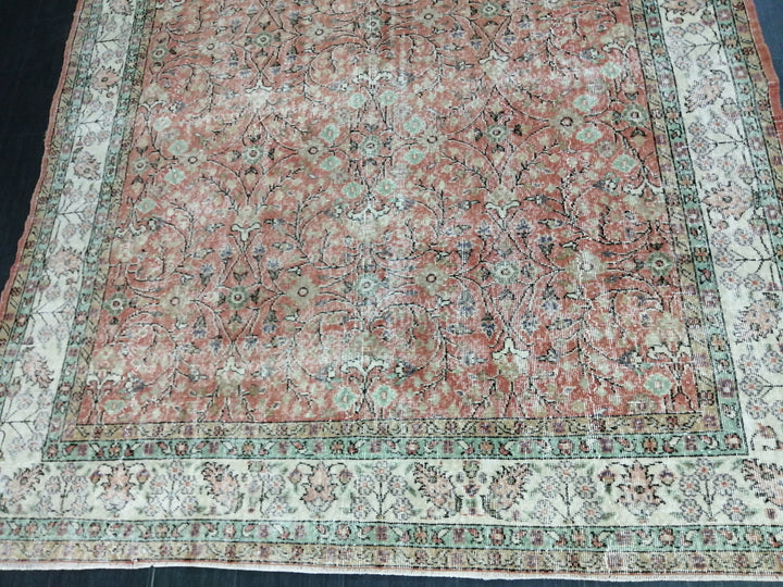 Turkish Oushak Rug 7' 1" x 10' 5" Hand-Knotted texture