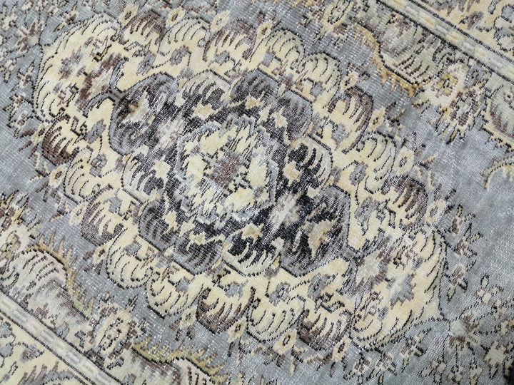 Turkish Runner Rug 6' x 10' Hand-Knotted view