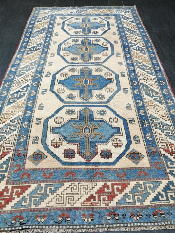 Turkish Runner Rug 4' 8" x 8' 9" Hand-Knotted pattern