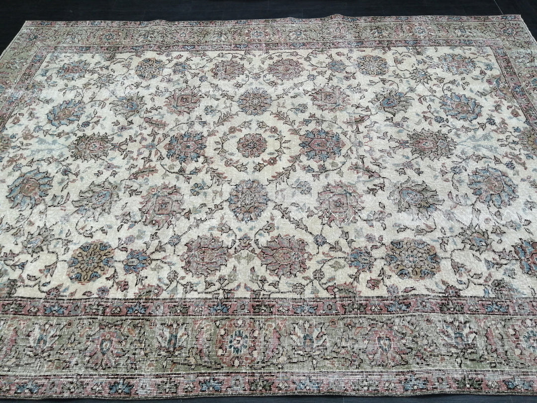 Turkish Oushak Rug 7' 2" x 9' 11" Hand-Knotted field