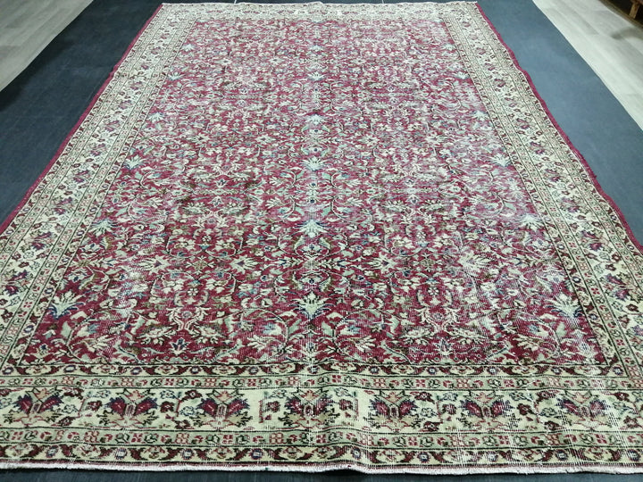 Tan Turkish Runner Rug 6' 9" x 9' 9" Hand-Knotted texture