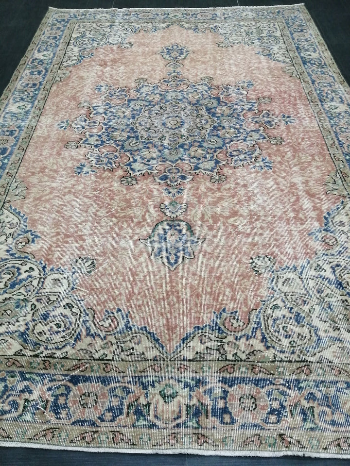 Beige Turkish Oushak Rug 6' 4" x 9' 7" Hand-Knotted field