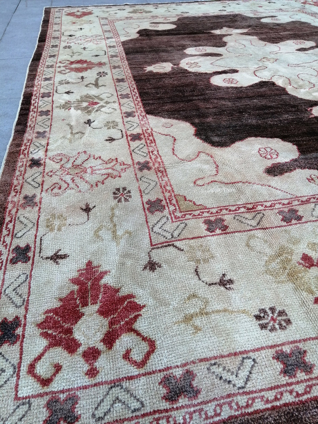 Turkish Oushak Rug 9' 1" x 11' 10" Hand-Knotted field