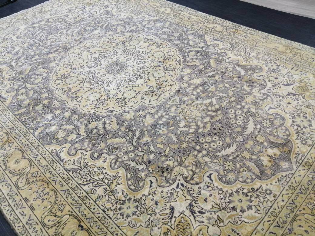 Beige Turkish Runner Rug 6' 6" x 9' 11" Hand-Knotted detail