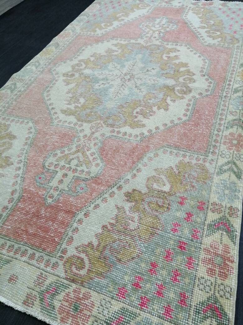 Tan Turkish Runner Rug 3' 11" x 7' Hand-Knotted detail
